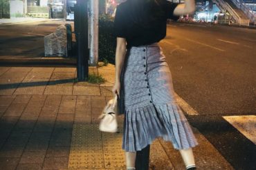 #マネージャー二宮カメラ 
私服。
帽子と靴は @balenciaga 
とっても可愛いスカートは @chiemyyyyy 
のプロデュースしてる @ifshe...