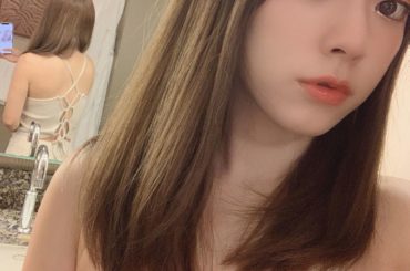 これは日本でかったけどTo the sea Hawaiiのワッフルのキャミとスカートとパーカー。
ワッフル素材って好きでなんか買っちゃう。
背中が可愛くて、パッ...