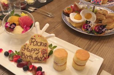 *
*
*
れななからのバースデープレート
*
ありがとう〜〜
めっっっちゃ嬉しい！！！
*
*
今年はお互いのバースデーを
アフタヌーンティーでお祝いをし合っ...