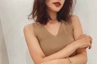 急遽お仕事で髪色を変えました。
伊藤さん、2日ぶりです。笑

今回は #チェリーブロッサム 
秋にしたい深めのピンクです。

暗くしたばかりなので
１回色を抜い...