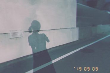 宵の口とポニーテール
.
.
.
金木犀の季節になったら
たくさんたくさんお散歩したい...