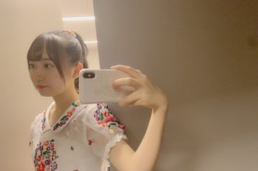 *
*
真顔〜。。。
*
あゆ手とか腕やわらかいんです〜！
*
*
#ポニーテール #衣装 #お花 # #...