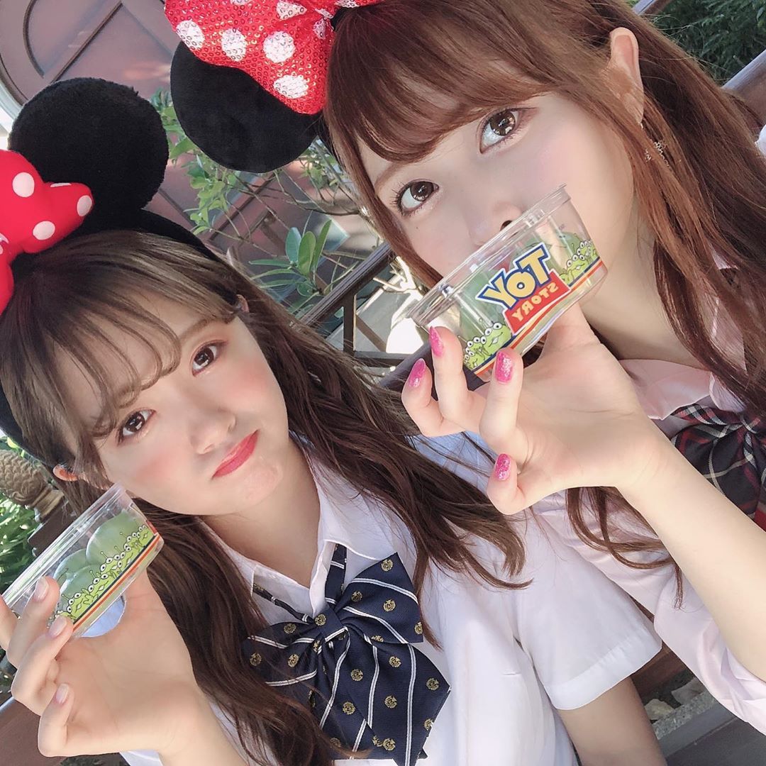 田北香世子 Jkぽい写真いっぱい撮った 私が本当にjkだったら3枚目ラインのトプ画にして4枚目ホーム画にしてたな 残念ながら実際はjkじゃないのでしないけど 制服ディ Moe Zine