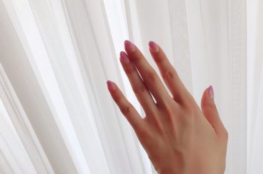 ブルー味のあるピンクのラメが最近のお気に入り〜
.
.
.
#nail #pinknails #gelnails #hand #glitter #glitter...