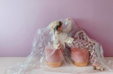 @crayme_official off shot.﻿
見えないものに縛られているのか﻿
聖域のなかで生きているのか﻿
てカット﻿
﻿
﻿
さいきんの美容めも ...