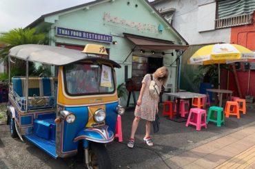 タイ人の父(？)を持つのにタイ料理が苦手。でもガパオとグリーンカレーだけ好き！
グリーンカレー食べ放題だった！！
#福生 #福生に友達いるからよく行く #美味し...