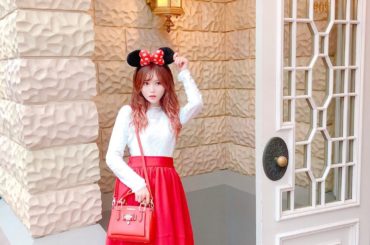 21歳初ディズニー﻿
﻿
﻿
初めてオーソドックスな #ミニーコーデ をしたよ！﻿
﻿
﻿
バックは後輩の #小林蘭 ちゃんと #岡田梨奈 ちゃんが誕生日にプレ...