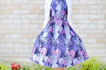 素敵なジャガードワンピースが発売になりましたよ
こちらは季節感問わずにお召しいただけるありがたい1枚です
.
ノースリーブなので、カーディガンやジャケットに合わ...