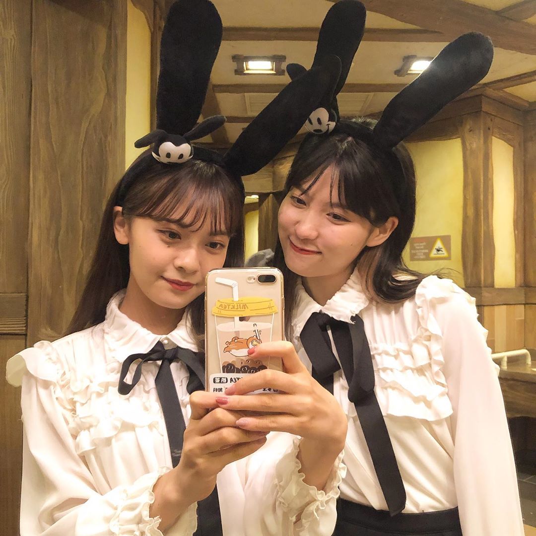 湯本亜美 ㅤㅤㅤ O Megu1112 とオズワルドコーデ 2年前に買ったお揃いのブラウスを この日始めて下ろしました 笑 オズワルド オズワルドコーデ Tdl Moe Zine 湯本亜美 ㅤㅤㅤ O Megu1112 とオズワルドコーデ 2年前に買ったお揃いのブラウスを この日始めて下ろしました 笑 オズワルド オズワルドコーデ Tdl Moe Zine