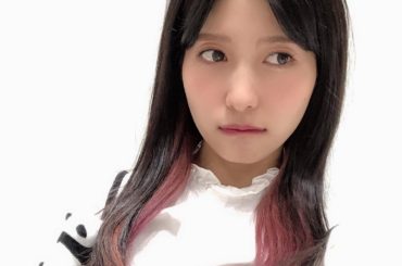 パンダ連れてきた
#インナーカラー変えました
#パンダ # #インナーカラーパープル 
#forever21 #キャミワンピ #めぐコーデ...