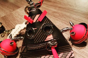 新しい子
MAISON PROMAX
おにぎりモチーフのEVILGIRIシリーズ
可愛い。小さいの！
SPACE MONSTER
黒を着がちだから活躍しそう #...