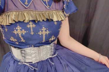 *
*
キラキラな衣装。。。
*
チームBコンサートが懐かしいし、
12月の追加されたチームツアー
とっても楽しみ。。。
*
*...