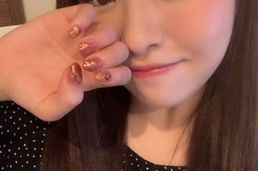 #秋ネイル　#人差し指の薔薇　#
#友達がやってくれてる　#センス最高...