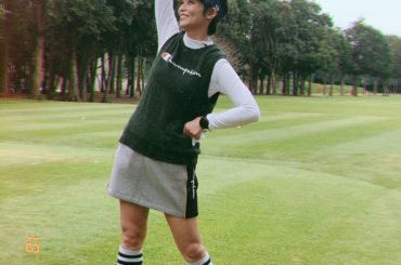 ゴルフ日和〜
友達とのワイワイゴルフ、めちゃくちゃ楽しかった〜家でパター練がんばろwww
.
#依吹怜の目指せゴルフコロッセオ
#golf
#golfwear ...