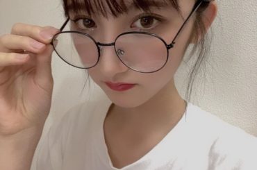 ‪‪︎‬
私が付けるとなんかダサくて
もうずっとインテリア化してる眼鏡...笑
眼鏡選びを間違えたのか私の顔が合わないのか
#公演終わりなので髪の毛ボサボサ...