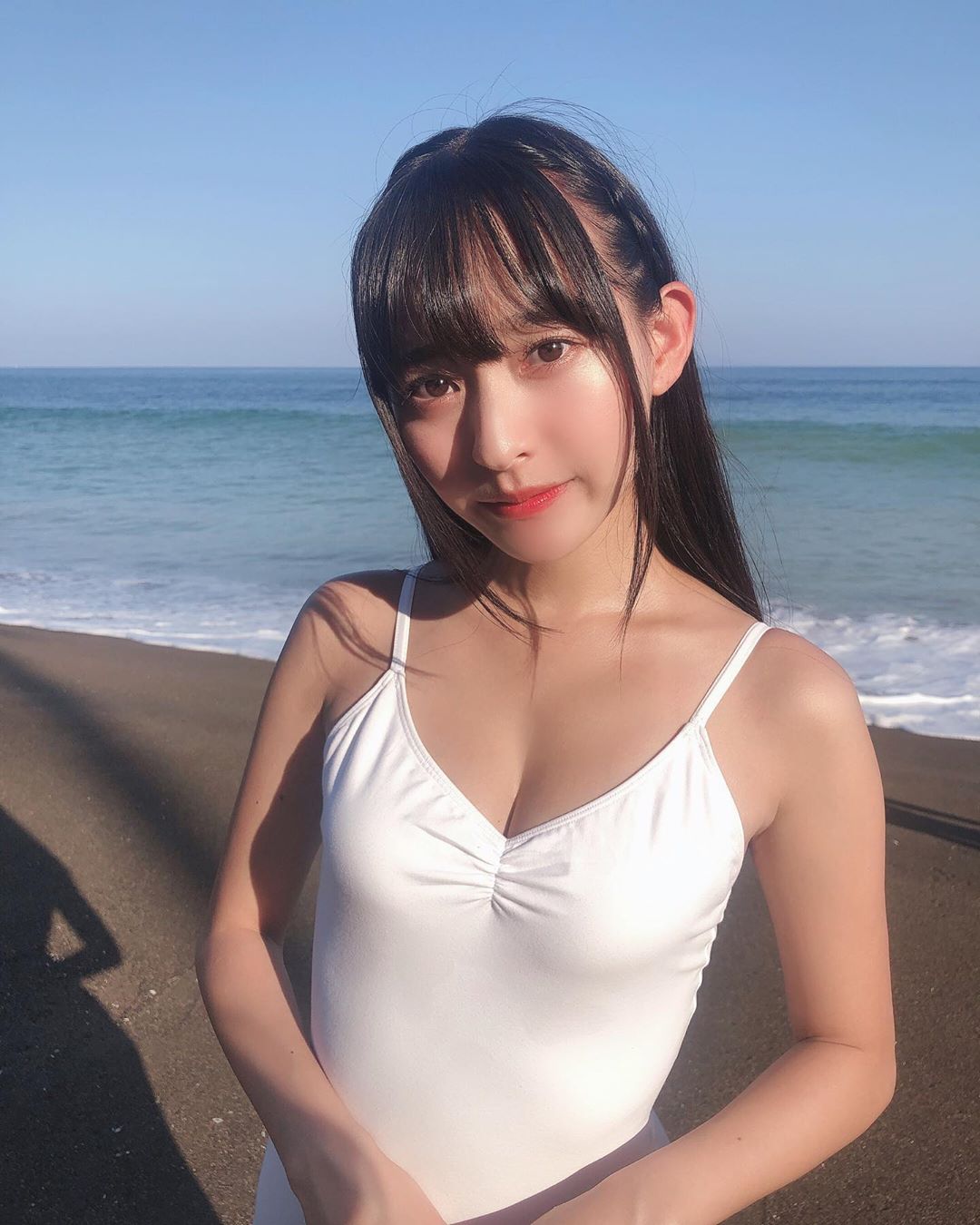 高崎かなみ 白水着 海 Moe Zine