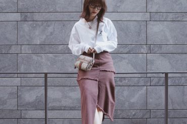 人気で完売したこのスカート、、
なんとなんと、新色作ったので
近々販売します。

新色はこのブラウンです。
これからの季節にぴったりなカラー︎︎
ブラウン好きす...