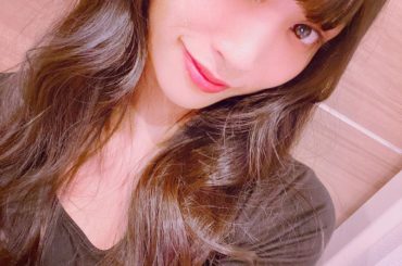 美容室行ってきました
お世話になってるアトリエスリー(@threeharajuku )さん
前髪整えましたっ
髪さらさらなった〜
どおです？？
#hair #l...