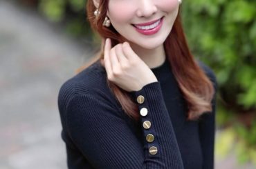 mon trésor 秋冬いちおしアイテムが入荷しました﻿
﻿
ビューティリブニット&ジャガードスカート♫﻿
﻿
トップスはシンプルながら金ボタンのデザインが大...