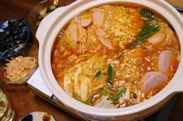 息子、本日大好きなお友達のお家に急遽お泊り！大喜びで出掛けて行きました
・
取り残された夫婦、久しぶりに子連れじゃ行けないお鮨でも食べにいこうかと思ったけれどど...