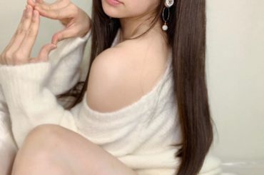 おにぎりのポーズの写真に#onigiriaction のタグをつけて投稿するだけで @finc_app が5食分の給食をアフリカの子供達に届けてくれるの！世界中...