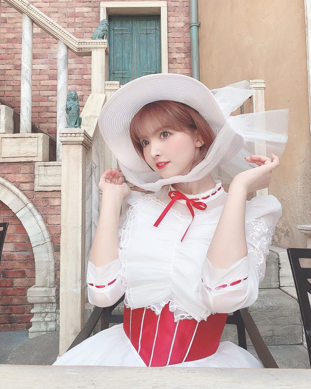 三上悠亜: #Dハロ #メリーポピンズ #メリーポピンズ仮装 #ハロウィン #Halloween #ディズニーハロウィン... Moe Zine