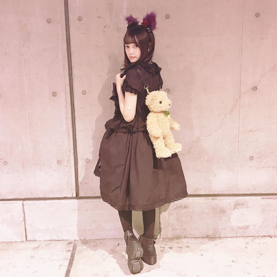 樋渡結依 昨日の握手会はゴスロリ風でした どうかな ゴスロリ 風にしてみたよ ハロウィン には少し早いけど ゴスロリファッション 黒ワンピース Moe Zine 樋渡結依 昨日の握手会はゴスロリ風でした どうかな ゴスロリ 風にしてみたよ ハロウィン には少し早いけど ゴスロリファッション 黒ワンピース Moe Zine