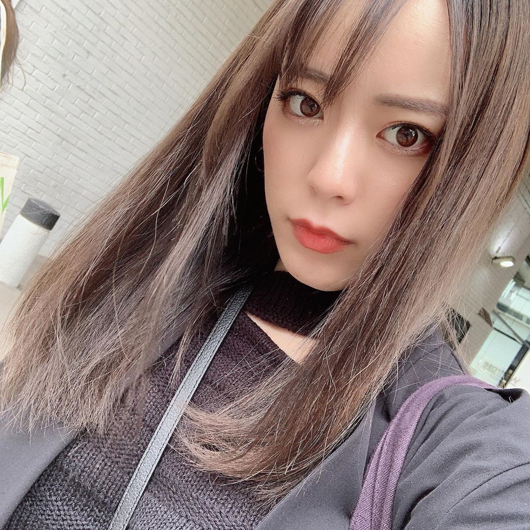 関根りさ ちょっとマット感ぬけてきた 髪の毛 Day4 London スーパー大好き芸人 観光的な写真は今後 Moe Zine 関根りさ ちょっとマット感ぬけてきた 髪の毛 Day4 London スーパー大好き芸人 観光的な写真は今後 Moe Zine
