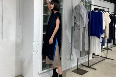 MIDIUMISOLID for Ladies 2020 spring summer collection exhibition

シースルーワンピとメタリック...