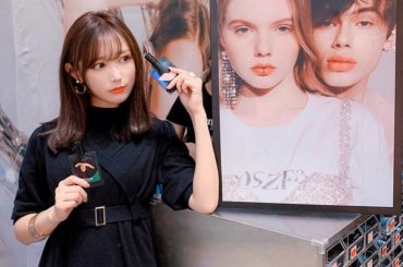 きになってたstimmungが日本初上陸﻿
密着度のたかいグリッターシャドウGL001と﻿
ぴりぴりぷっくりするリッププランパーをげと﻿
ラフォーレ原宿でPOP...