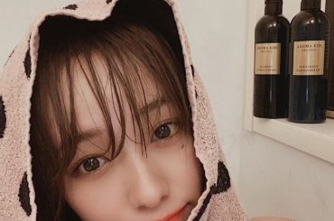 アロマキフィの新商品
「オーガニックダメージリペア」を
プレゼントして頂きました。
毎日のようにコテを使うので、
ダメージが気になるのですが
使い始めてから髪の...