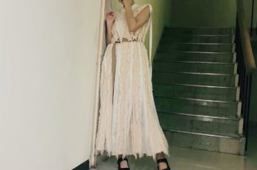 中国語♡
.
.
.

ワンピース
@tiit_tokyo
@the.pr_
ミュール
@randa_pic
.
#階段の気配...