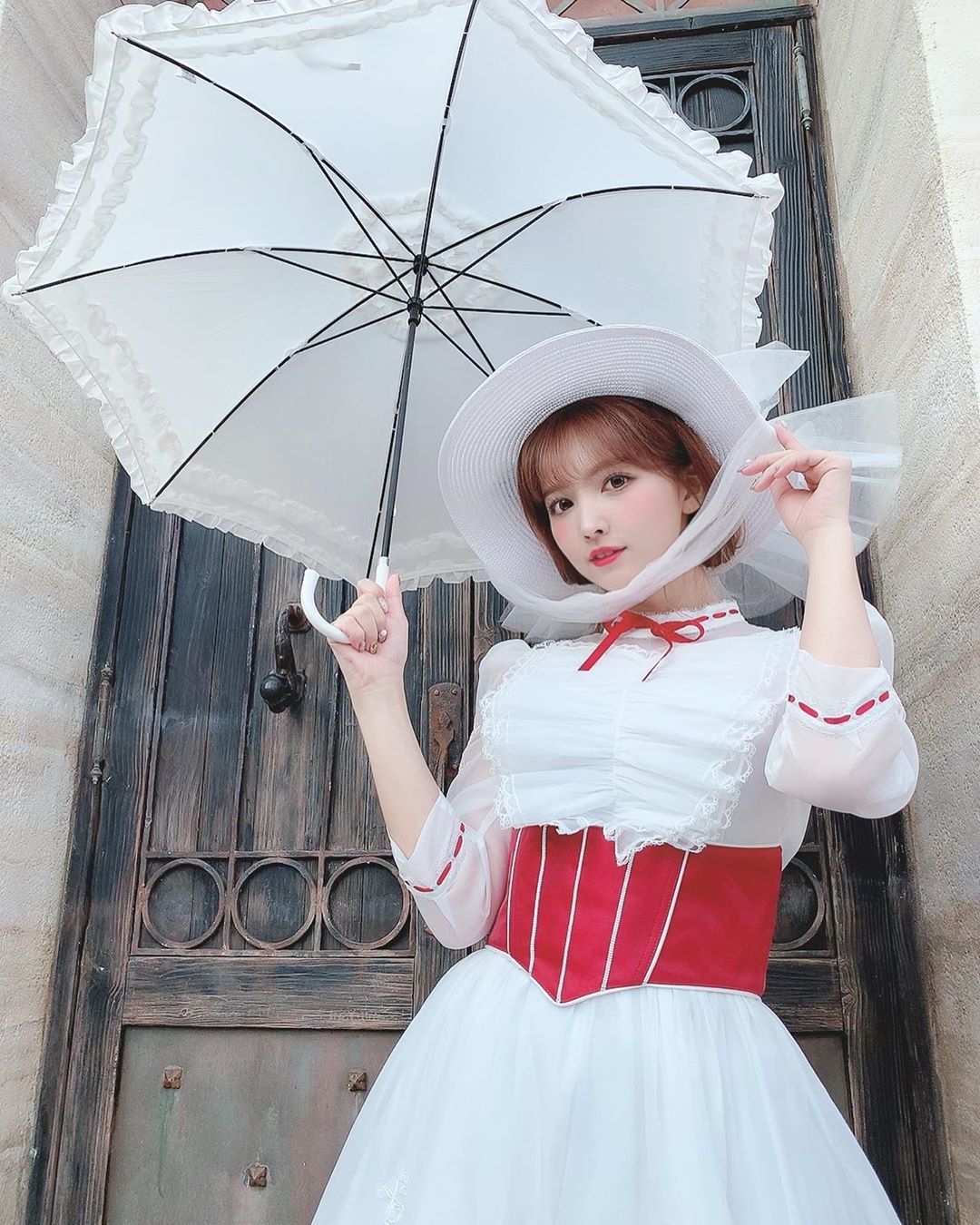 三上悠亜: #Dハロ #メリーポピンズ #メリーポピンズ仮装 #ハロウィン #Halloween #ディズニーハロウィン... Moe Zine