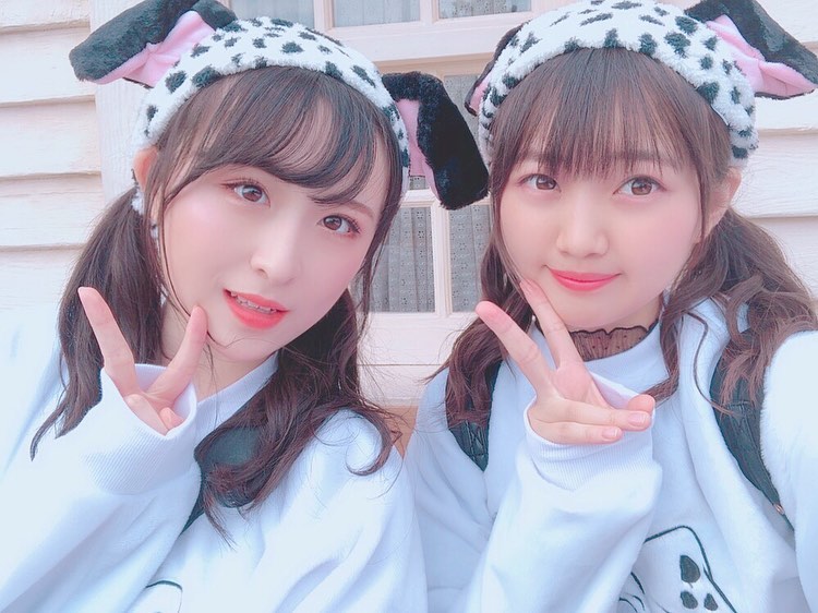 稲垣香織 さややちゃんとこの前ディズニーシーに行ったよ さややちゃんがお誕生日にくれた服でお揃いコーデしました 髪の毛も巻いてくれました A 超楽しか Moe Zine