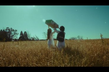 本日19時に公開される、
SALUさんの新曲
「FALLINʼ」のMVに出演させていただきました。

本日19時よりYouTubeでプレミア公開します。



...