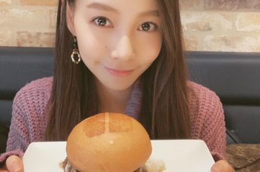 ずっと行きたいなぁと思っていた
UMAMI BURGERに行ってきました。
さすがウマミバーガー。美味しい。

ランチの時間帯に行っても決してリーズナブルで無い...