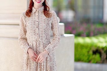 New Dress﻿
﻿
総レースのロングワンピース﻿
ミルクティベージュカラーで、柔らかい大人な雰囲気になります﻿
﻿
胸元のボタンが開くタイプなので、授乳ワ...