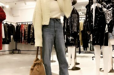 .
昨日は全身
アウターもデニムもサンダルも
@to_the_sea_hawaii でした
トップスはEVRIS
くまちゃんバッグは
なんでも入る～
#toth...