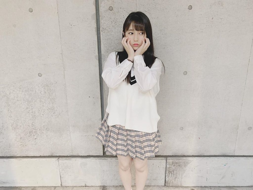 なんちゃって制服 Moe Zine