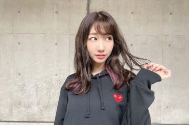 .
珍しく#パーカー女子 
そして髪を暗くしました〜！
インナーカラーは紫です
冬仕様のつもり
@ryusuke_yoshioka .
#commedesgar...