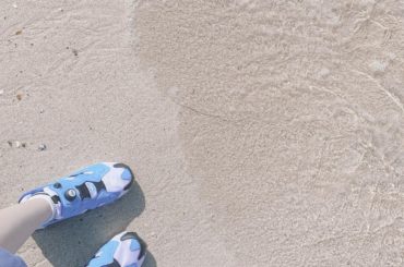 白い砂！透明な海！ブルーのポンプ！
.
.
#beach #reebok #pumpfury #sneaker...