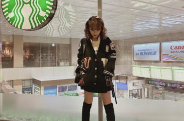 この前地方ロケに行った時の私服です。
ニーハイブーツが大好き。
今年もたくさん履きたいな¨̮ #のんの私服 #ootd #fashion #instafashi...