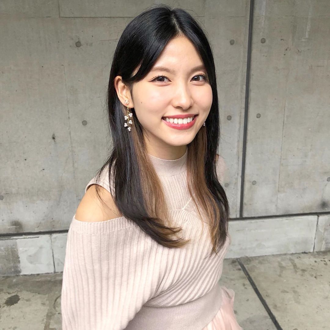 谷口めぐ このトップス肩がチラ見えして可愛いの めちゃお気に入り イヤリングは This Chihhi とお揃いなんです 嬉しい嬉しい Lilybrown Moe Zine 谷口めぐ このトップス肩がチラ見えして可愛いの めちゃお気に入り イヤリングは This Chihhi とお揃いなんです 嬉しい嬉しい Lilybrown Moe Zine