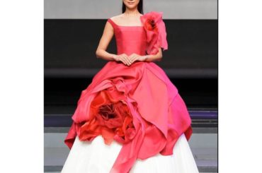 _

RIKEN YOKOHAMA SYMPOSIUM

人工知能と感性

AIが学習して作り上げたドレス
とても素敵なドレスを着させていただきました
ありがと...