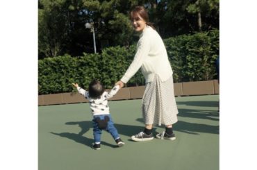 息子のディズニーデビュー
パレードの時にたくさんのキャストさんに絡んでいただき嬉しかったです
トゥーンタウンの入口のところは、反対側は木で人がいないので、必ずこ...