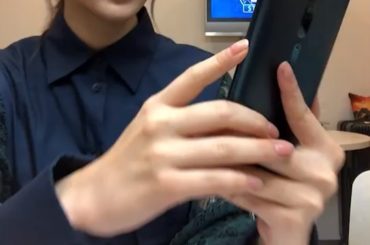 60万人突破コメントは、収録でご一緒した指原莉乃ちゃんにご協力いただきました
さっしーちゃん、ありがとう
さっしーちゃんもコスメ好きだから、いつか一緒にそういう...