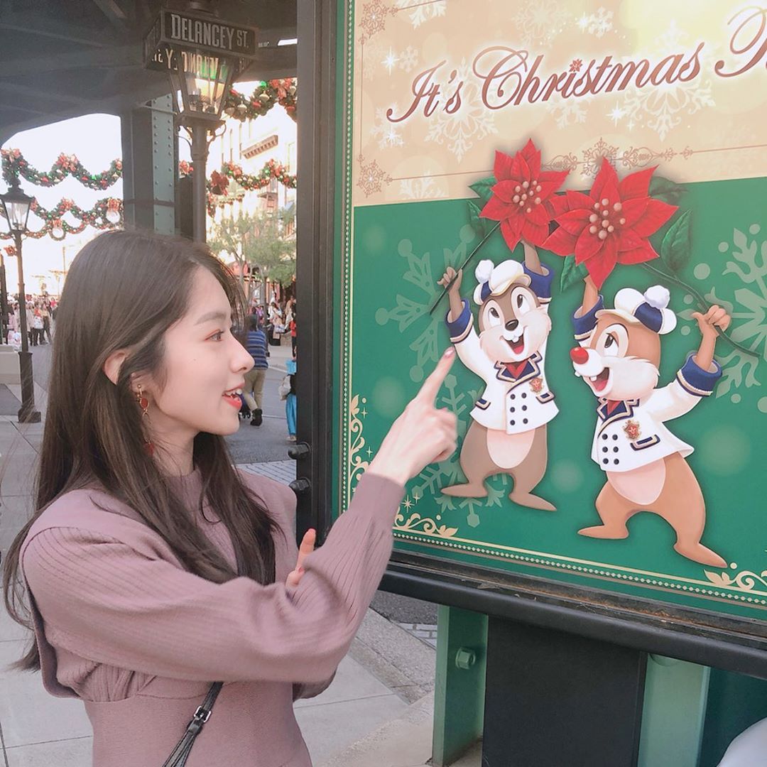 岩立沙穂 触りたくなるいいほっぺ ずっとチップとデールが1番好き ディズニーシー クリスマスディズニー Disneysea チップと デール じーっ Moe Zine 岩立沙穂 触りたくなるいいほっぺ ずっとチップとデールが1番好き ディズニーシー クリスマスディズニー Disneysea チップと デール じーっ Moe Zine