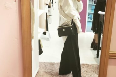 タックが入ってる
ストレートワイドパンツ
らくちんでスタイルよくみえるー
@beep_ss のだよん。
今日はゆるゆるーー。
いつもゆるゆるーー。
私はSで、ウ...