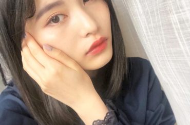 研究中

載せるか迷ったんだけど
最近のプライベートな日のメイク。
ちょっと長めです。

眉毛のインパクトが強くなりがちで
どうやったら薄くなるかを
ずっと考え...