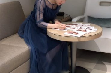 年明けになってしまいますが、
1月18日土曜日に名古屋で写真集に関連したイベントを開催できることになりました
詳細は近日中にお知らせします。

そして、ご要望い...